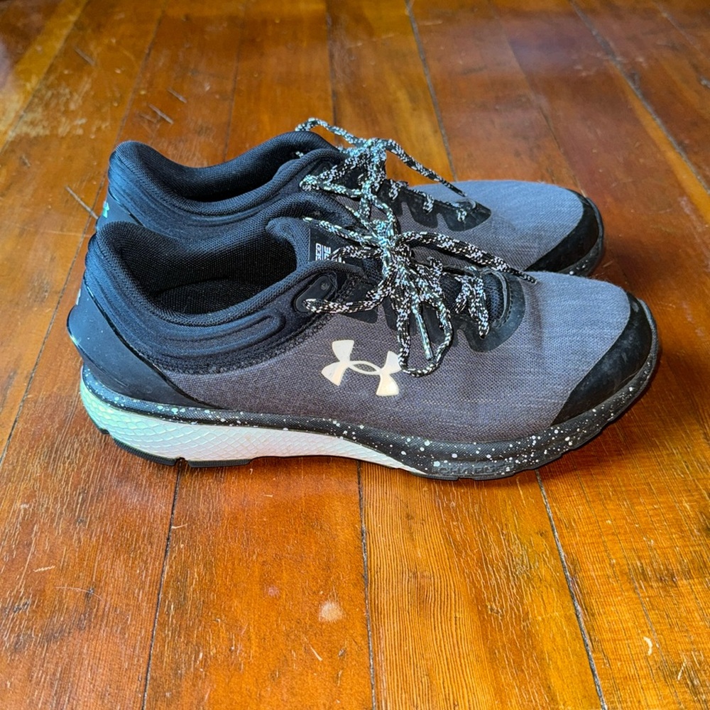 Under Armor Training Shoes - image 2